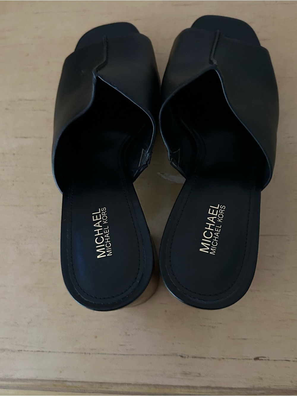 Michael Michael Kors Aldrich open toe black mule clog with a block heel size 7.5